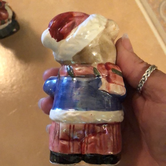Mr&Mrs Santa Bear Salt n Pepper Shakers - Picture 4 of 8